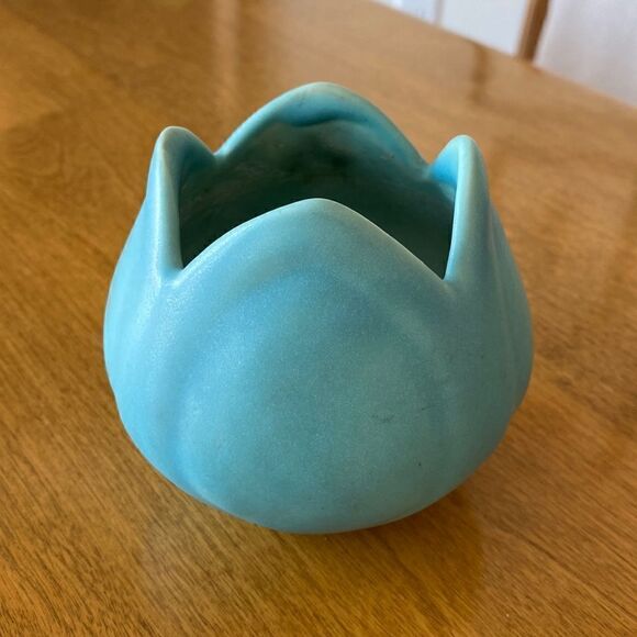 Van  Briggle “Tulip” vase - Picture 1 of 5